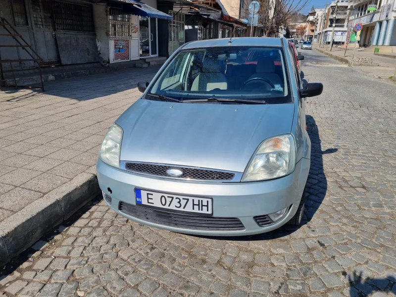 Ford Fiesta 1.4 Бензин Перфектна, снимка 3 - Автомобили и джипове - 49262692