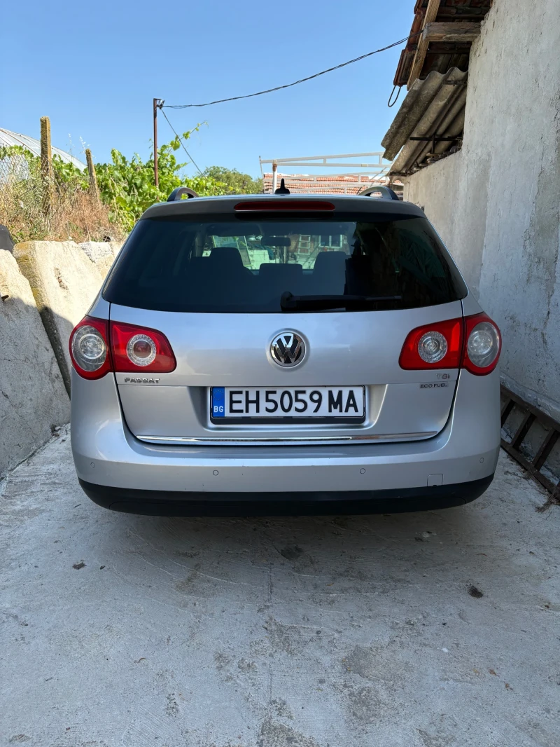 VW Passat, снимка 2 - Автомобили и джипове - 52877328