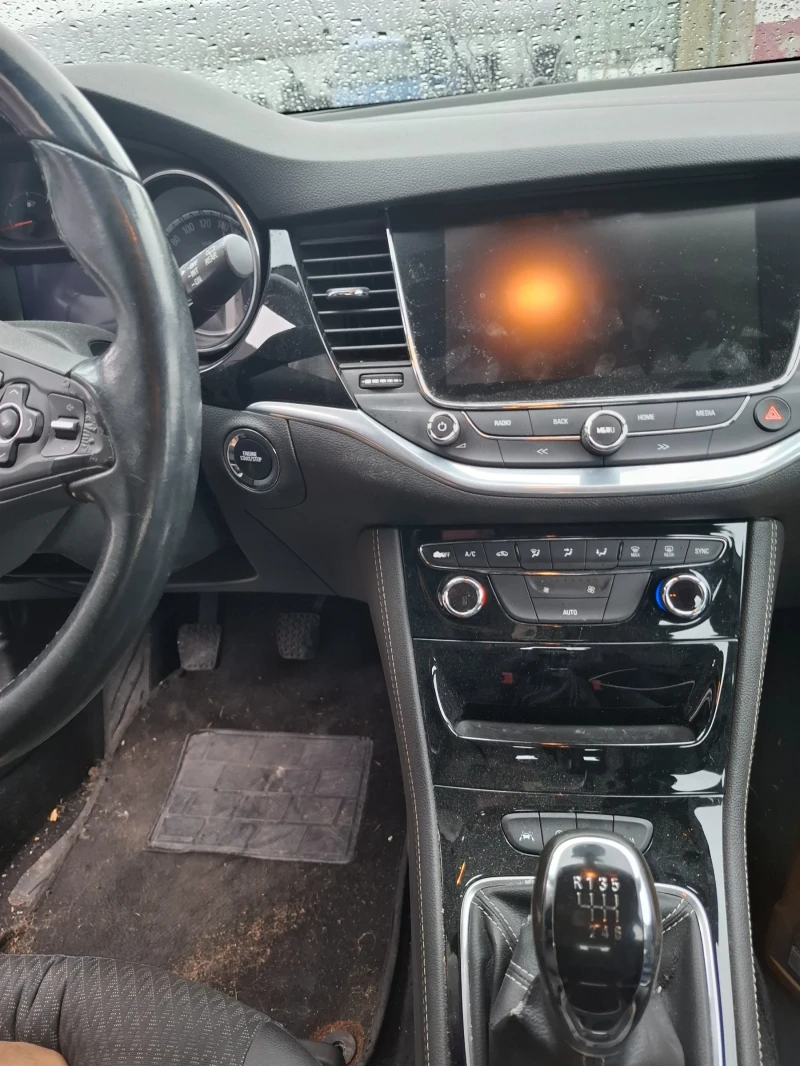 Opel Astra, снимка 6 - Автомобили и джипове - 52904548