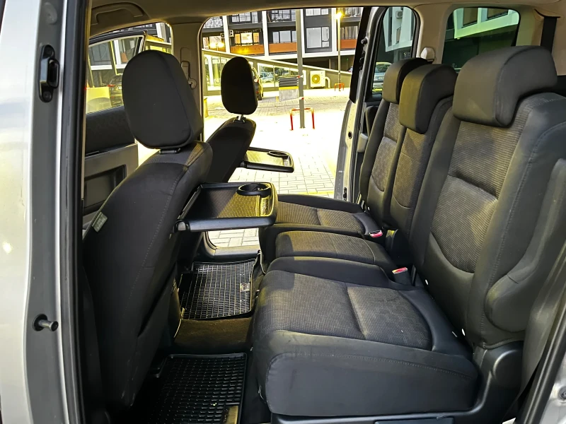 Mazda 5 1.8I/6+ 1/2008Г, снимка 14 - Автомобили и джипове - 52921223