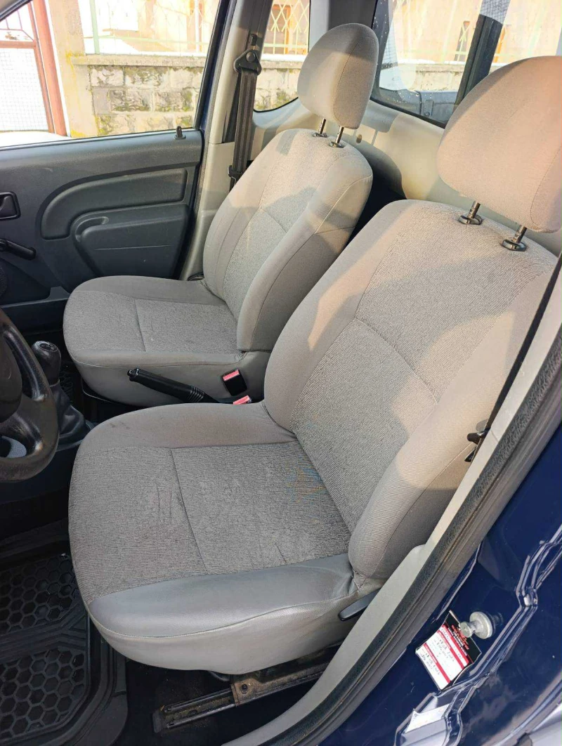 Dacia Logan, снимка 10 - Автомобили и джипове - 53359902