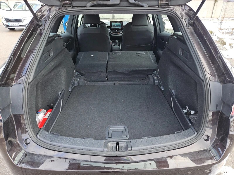 Toyota Corolla TS Executive, снимка 16 - Автомобили и джипове - 53584927