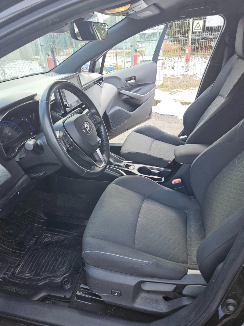 Toyota Corolla TS Executive, снимка 9 - Автомобили и джипове - 53584927