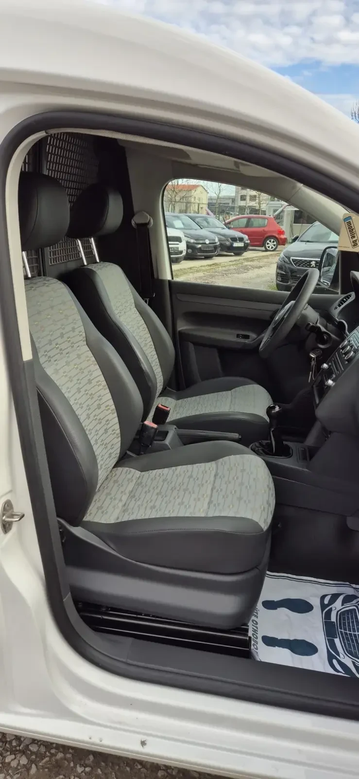 VW Caddy 1.6TDI -KLIMA - изображение 8