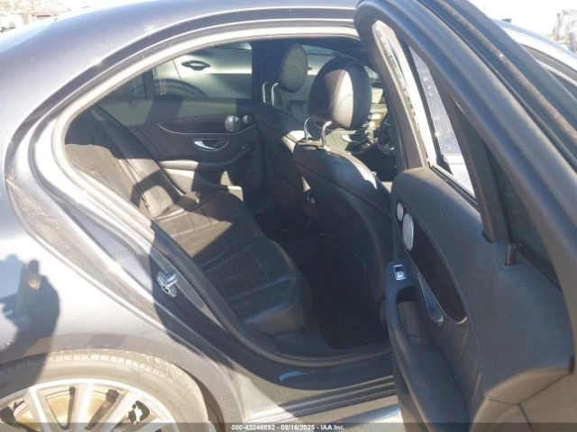 Mercedes-Benz C 300 SPORT - изображение 8