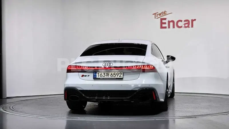Audi Rs7 ЛИЗИНГ, ЦЕНА до БГ, снимка 4 - Автомобили и джипове - 55342516