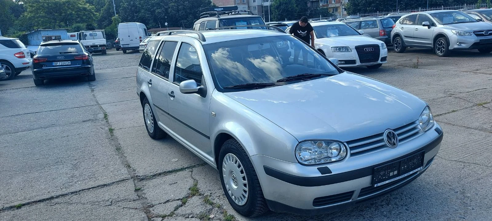 VW Golf Variant 1.9TDI 4X4 - изображение 2