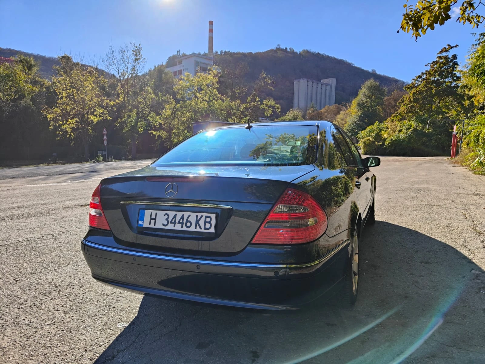 Mercedes-Benz E 500  - изображение 7