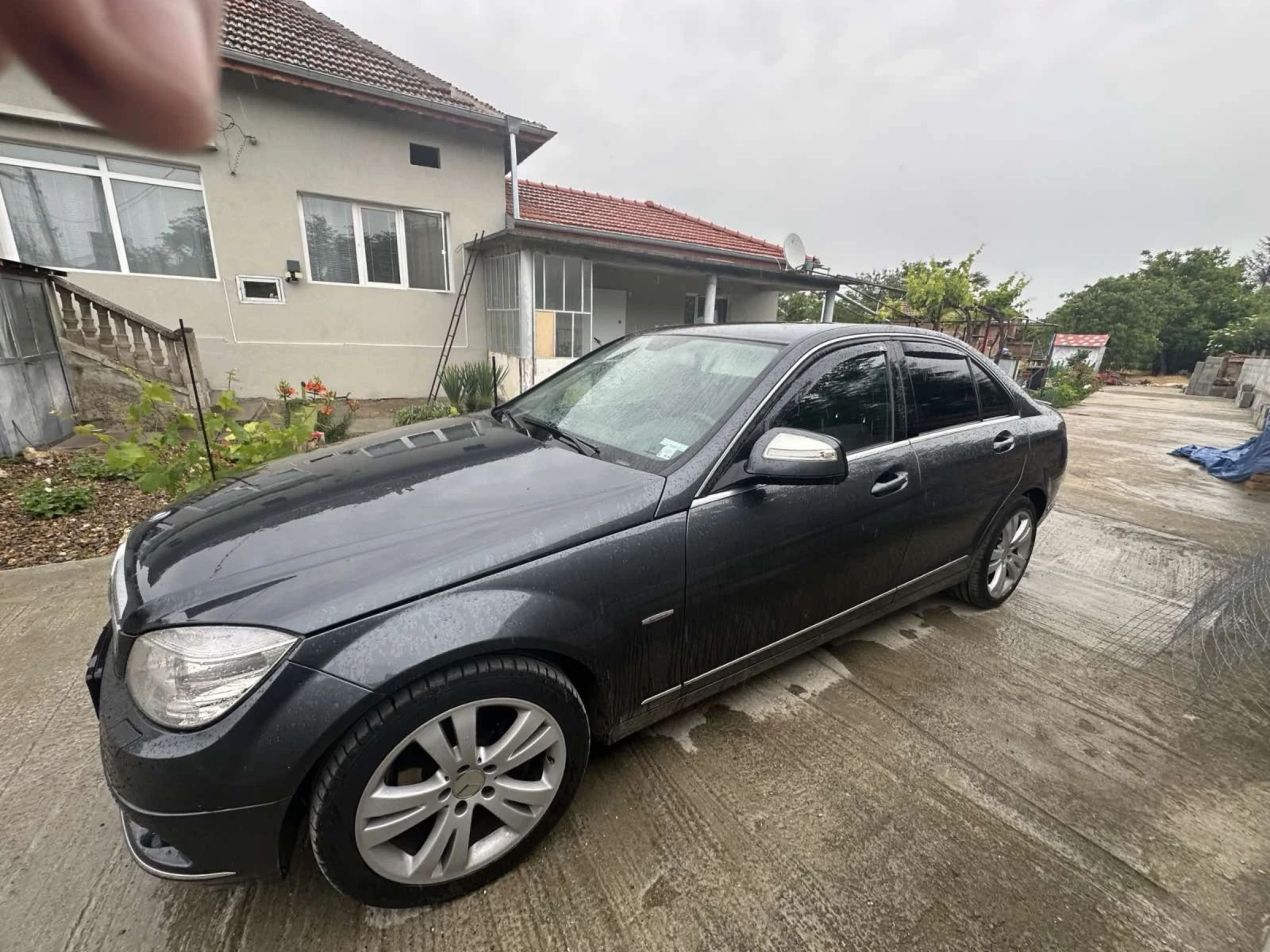 Mercedes-Benz C 220  - изображение 3