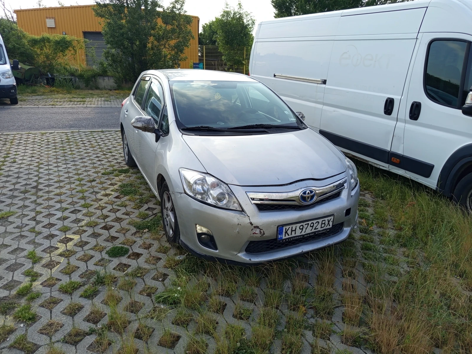 Toyota Auris  - изображение 2