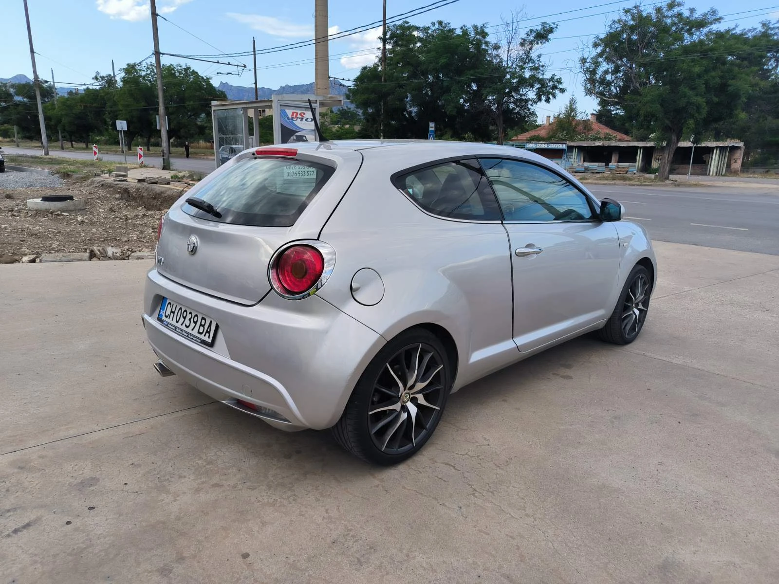 Alfa Romeo MiTo 1.4i-6sk-Euro-5A - изображение 5