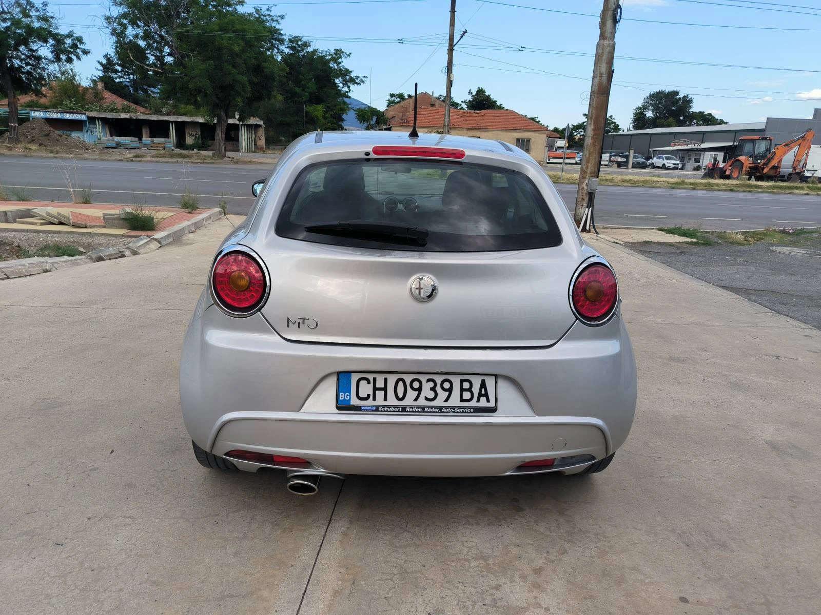 Alfa Romeo MiTo 1.4i-6sk-Euro-5A - изображение 6