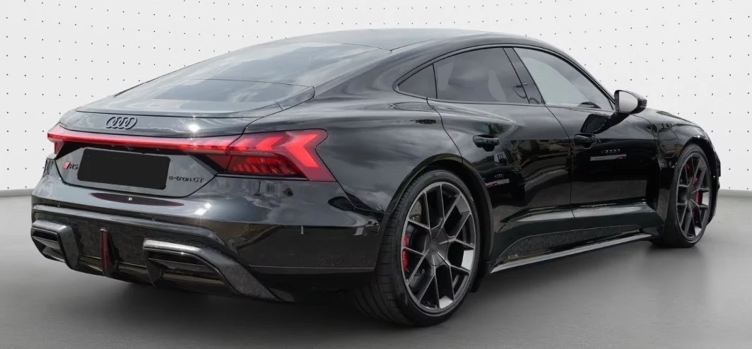 Audi E-Tron GT Performance* Ceramic* HuD* Carbon* B&O - изображение 2
