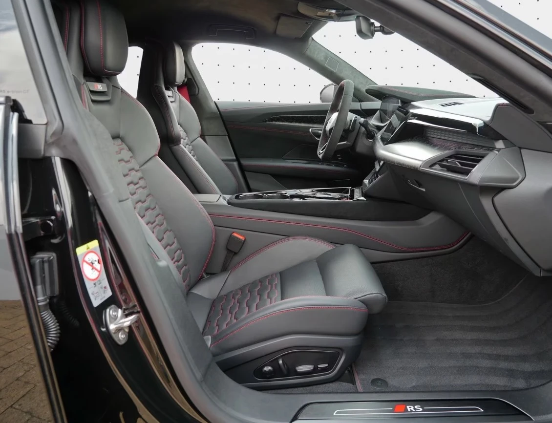 Audi E-Tron GT Performance* Ceramic* HuD* Carbon* B&O - изображение 6