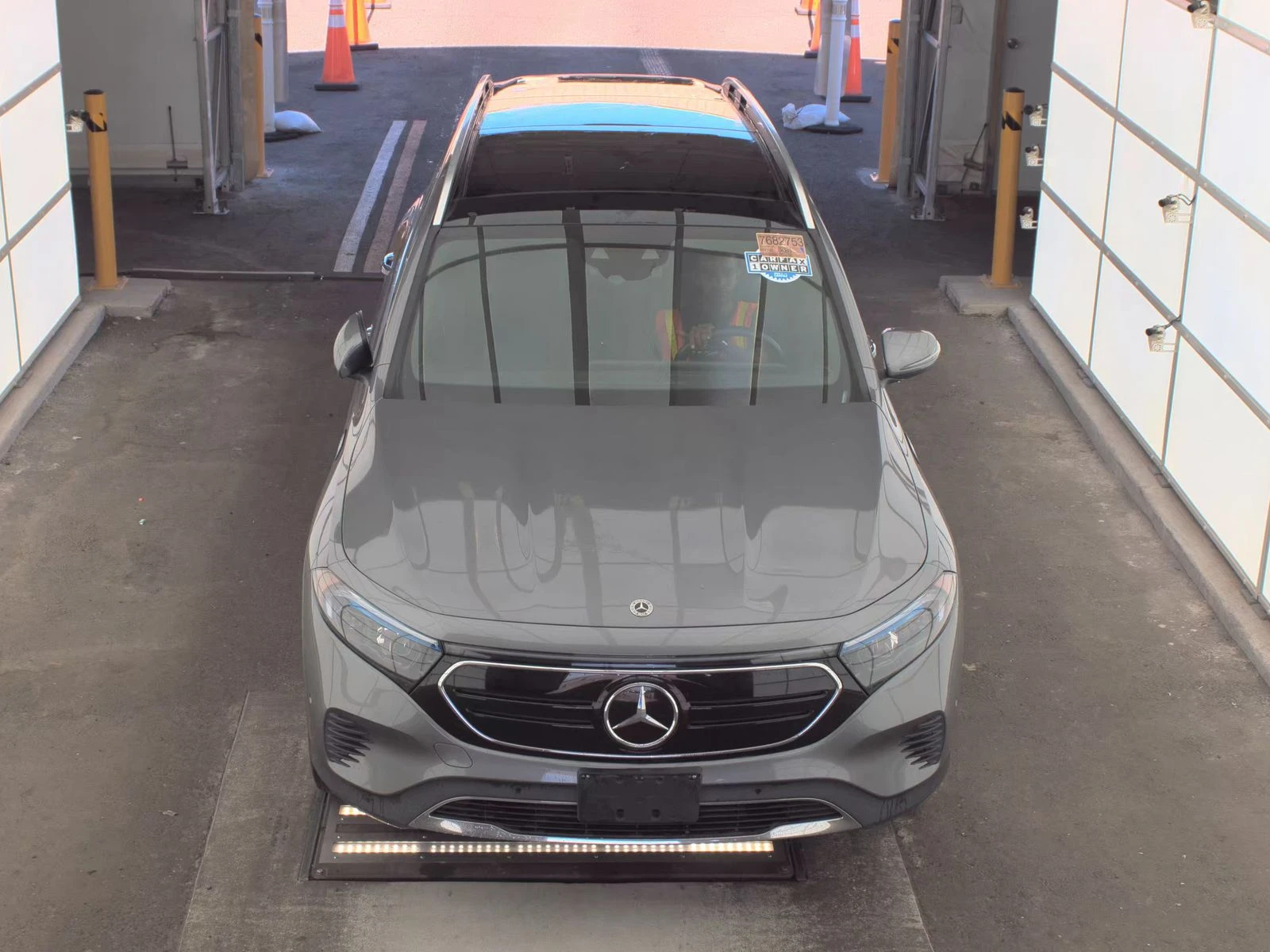 Mercedes-Benz EQB  - изображение 2