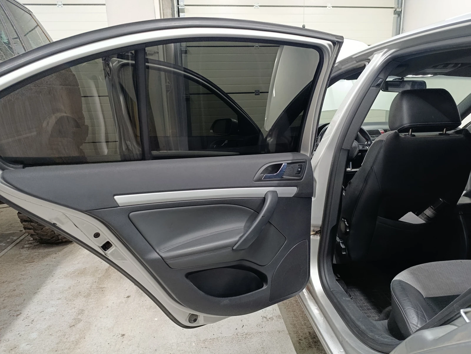 Skoda Octavia Vrs 2.0tfsi Dsg | Mobile.bg � ����������� 11