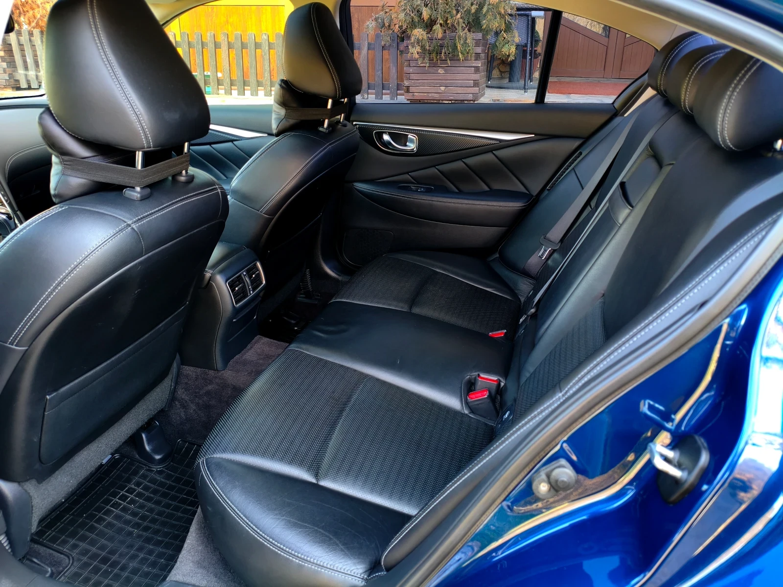 Infiniti Q50 3, 5 HYBRID Sport AWD , снимка 12 - Автомобили и джипове - 53837533