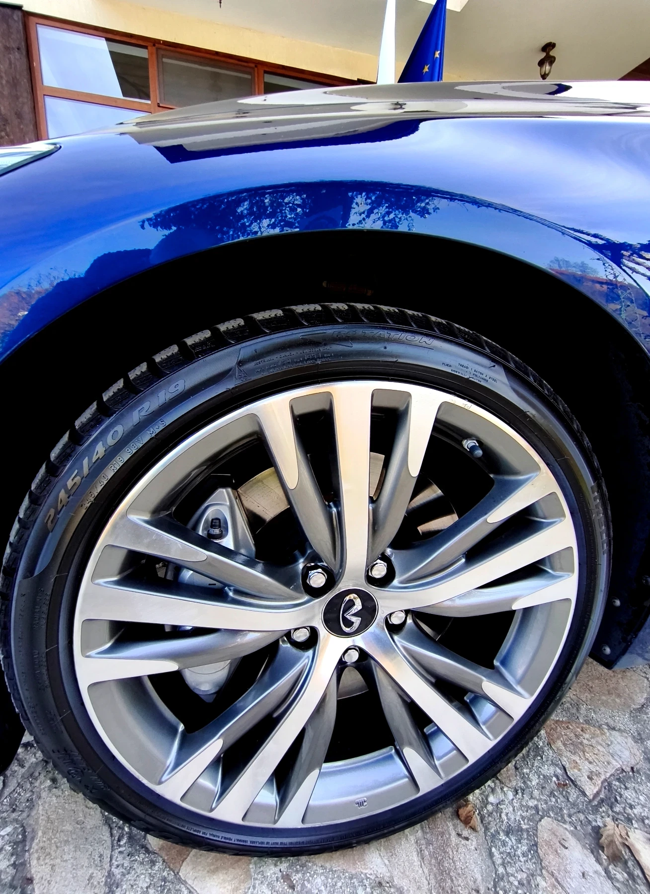 Infiniti Q50 3, 5 HYBRID Sport AWD , снимка 6 - Автомобили и джипове - 53837533