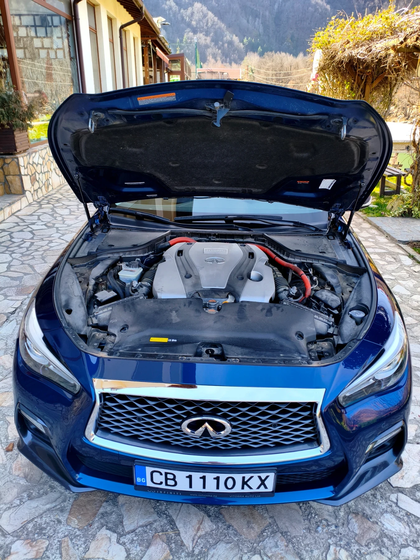 Infiniti Q50 3, 5 HYBRID Sport AWD , снимка 16 - Автомобили и джипове - 53837533