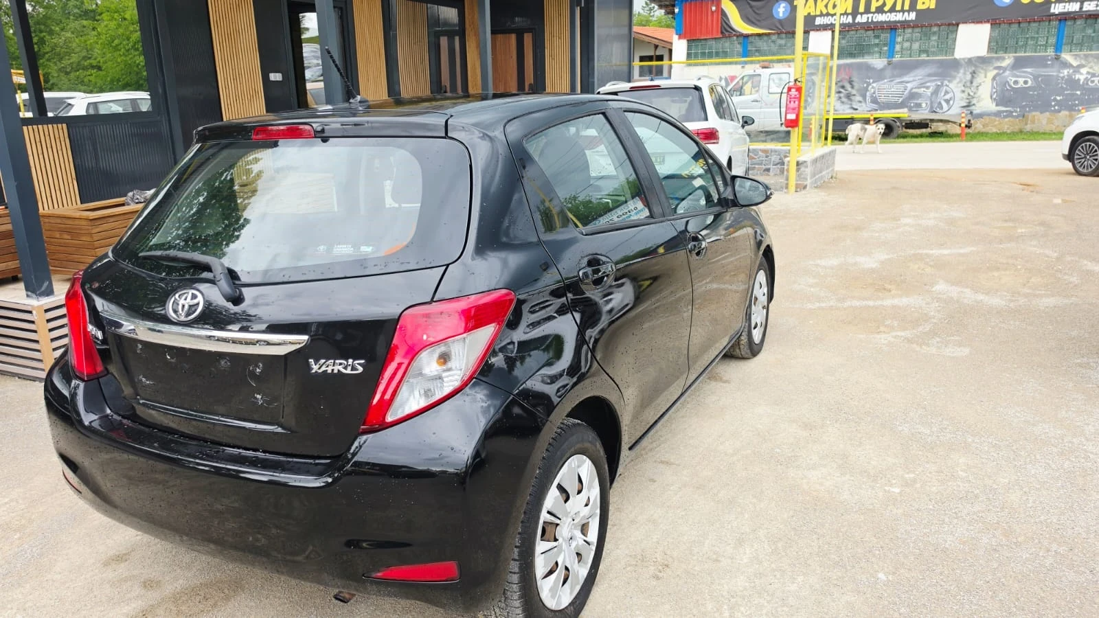 Toyota Yaris, снимка 4 - Автомобили и джипове - 54588832