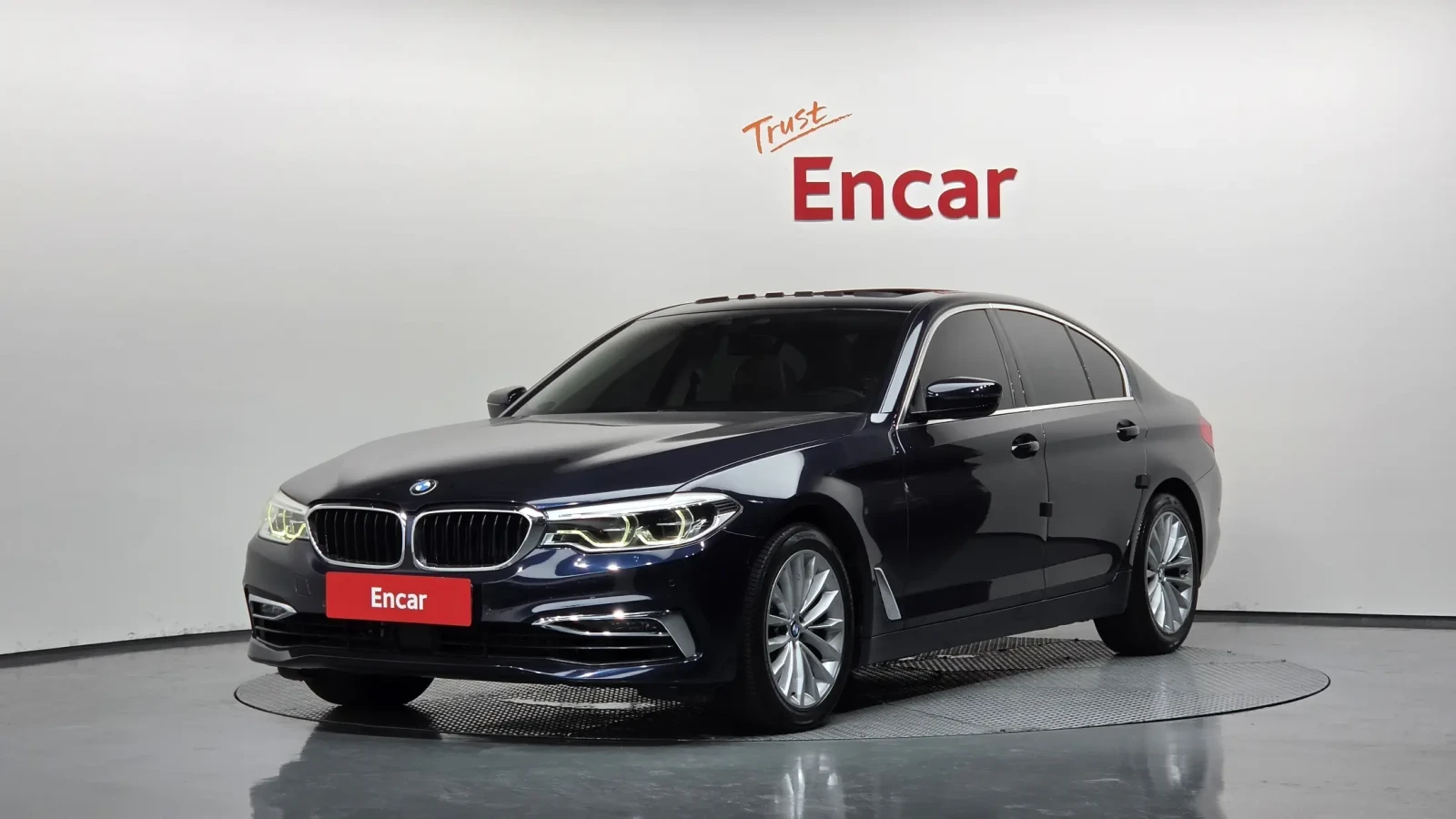 BMW 530 IXDRIVE HEAD UP/360 CAM/LUXURY PLUS/FULL! 