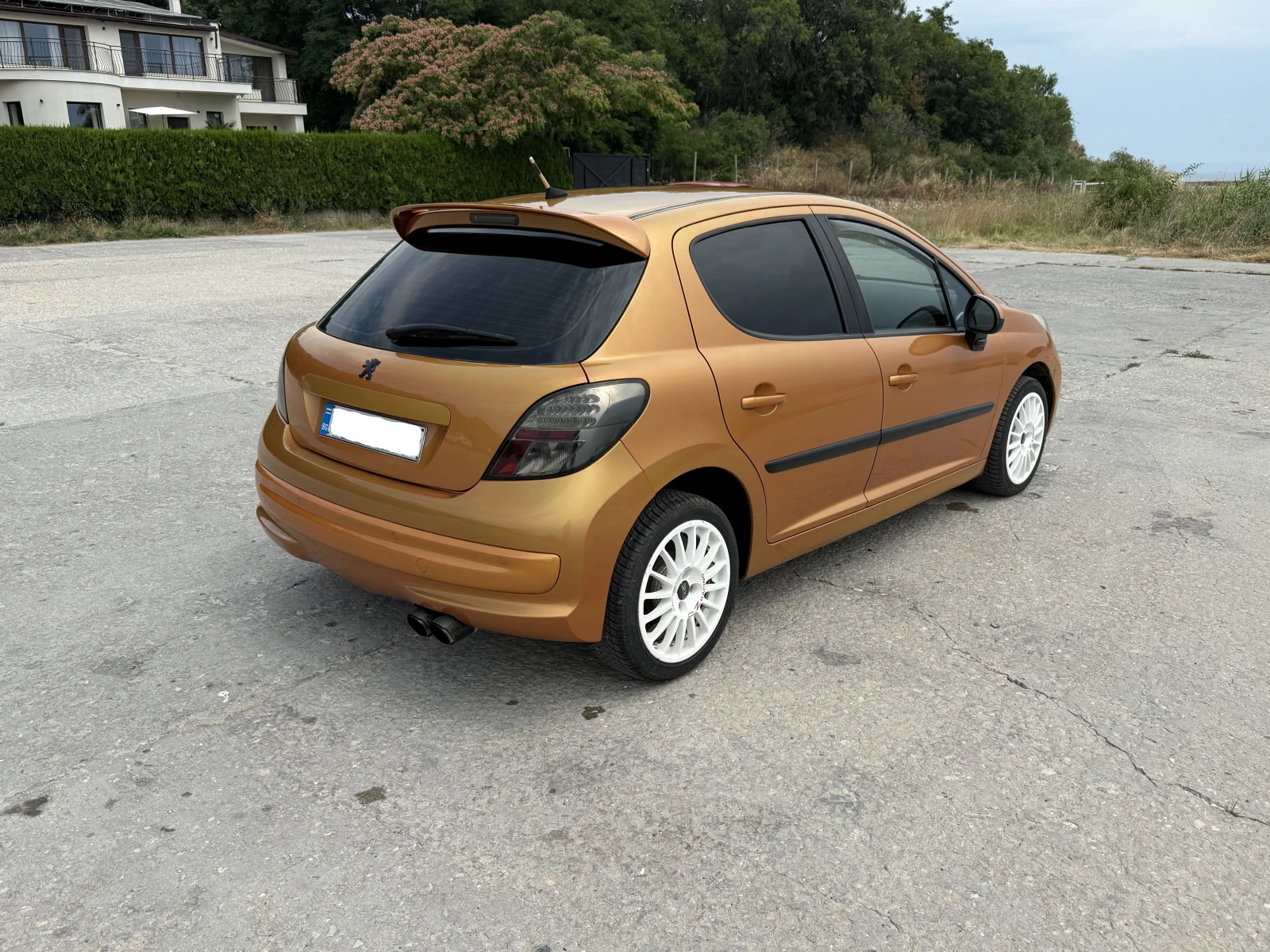 Peugeot 207 1.4 HDI, снимка 5 - Автомобили и джипове - 55136723