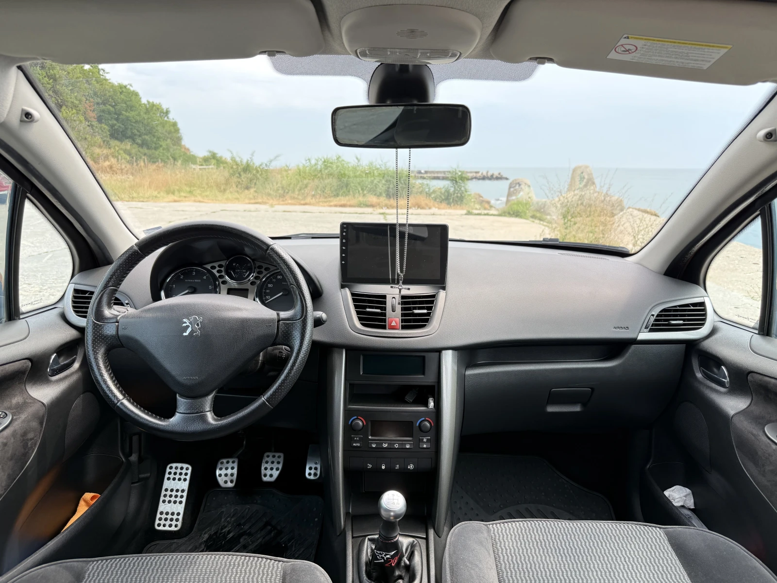 Peugeot 207 1.4 HDI, снимка 10 - Автомобили и джипове - 55136723