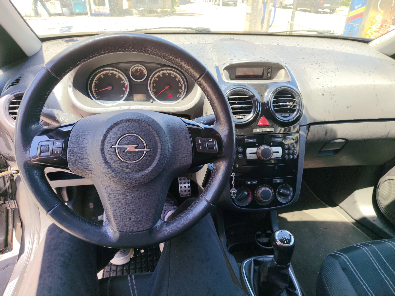Opel Corsa, снимка 8 - Автомобили и джипове - 55287046