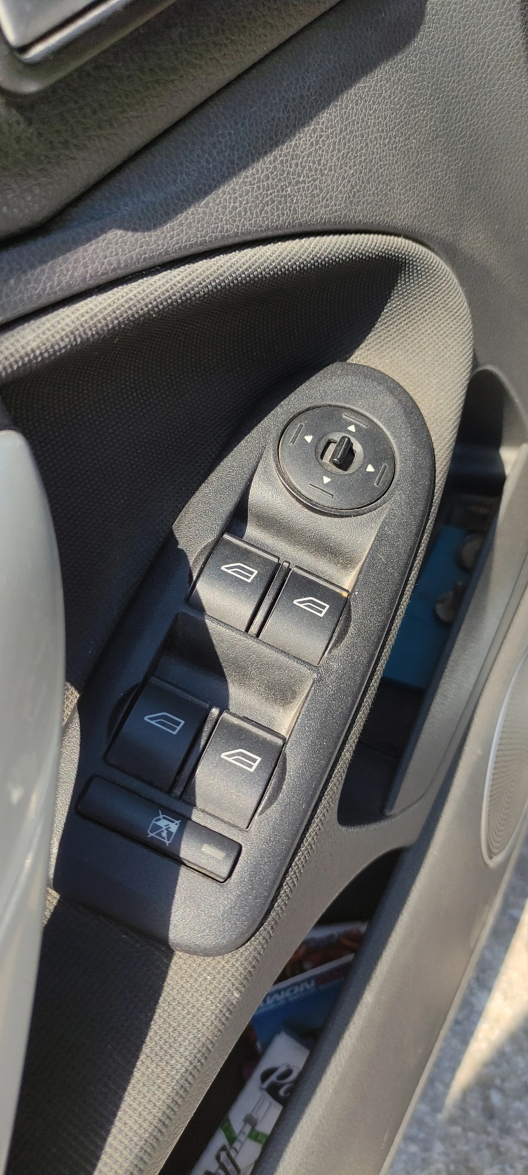 Ford C-max 1.8TDCI 116�.�. Ghia | Mobile.bg � ����������� 7