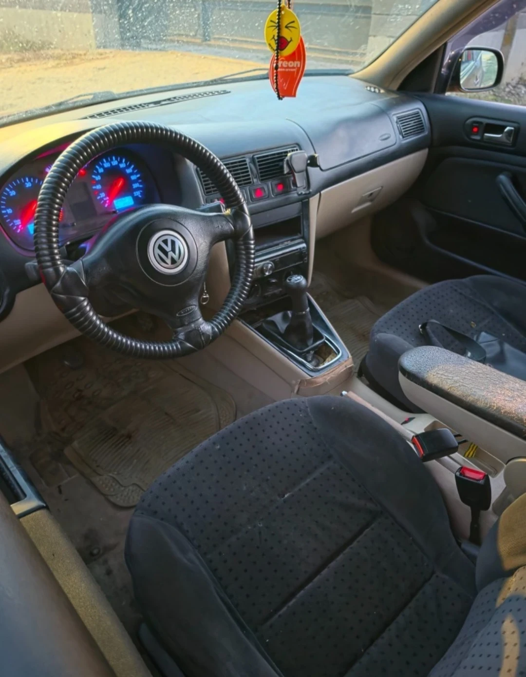 VW Golf, снимка 9 - Автомобили и джипове - 55647292