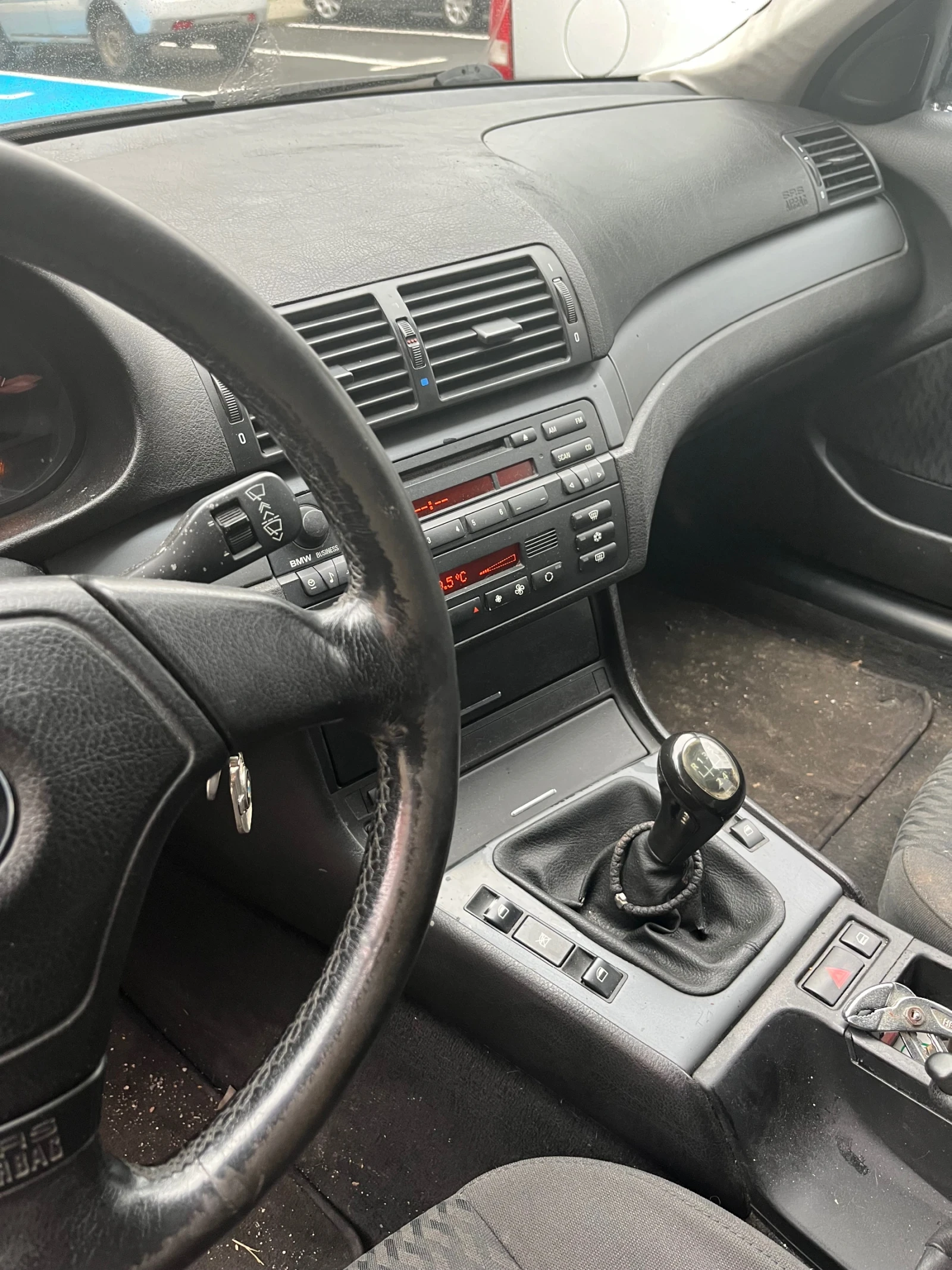 BMW 318, снимка 9 - Автомобили и джипове - 55753370