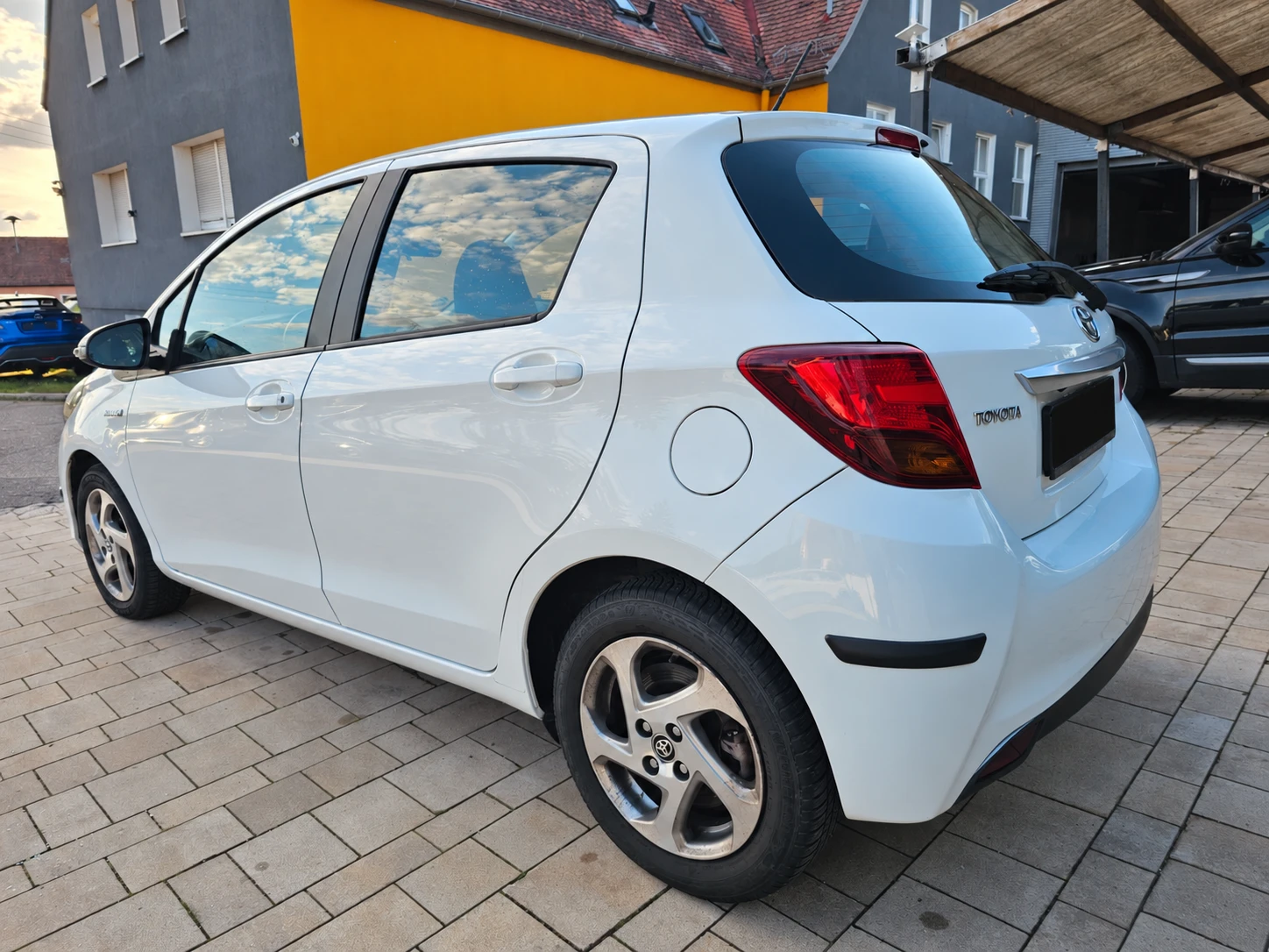 Toyota Yaris Hybrid Comfort, снимка 4 - Автомобили и джипове - 55959031