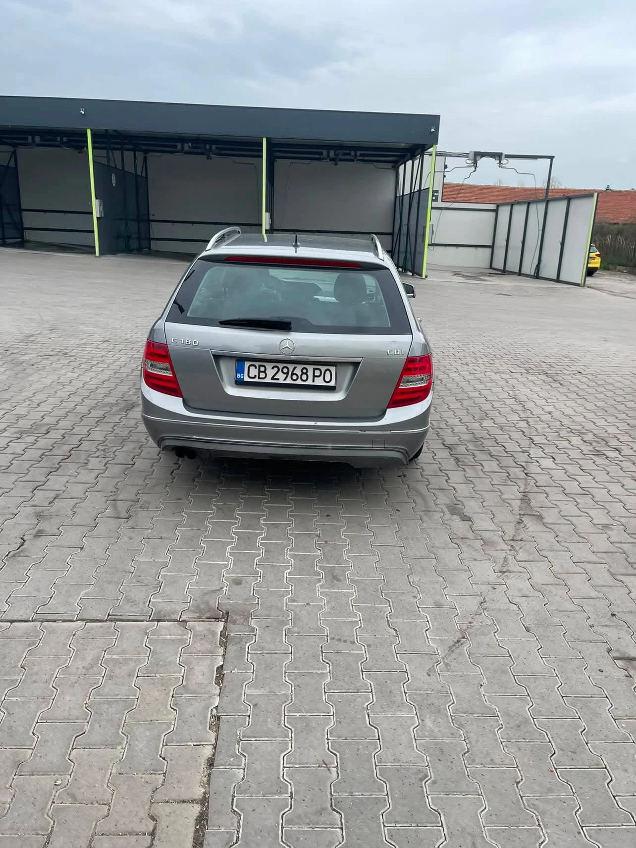 Mercedes-Benz C 180, снимка 2 - Автомобили и джипове - 55987494