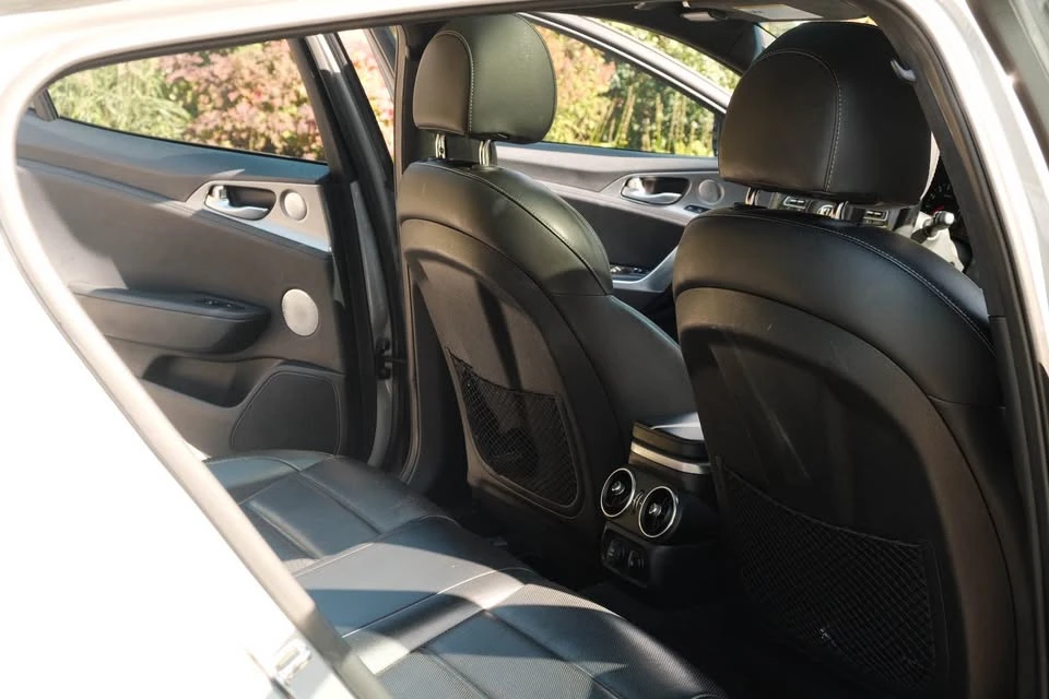 Kia Stinger GT2, ������, ������ ������, ���� �� �� | Mobile.bg � ����������� 17