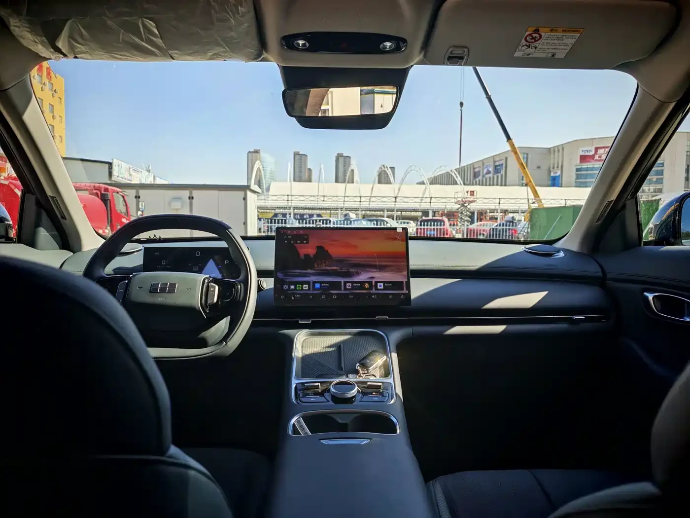 Geely Starray EM-i Plug in Hybrid 2026 Model 130km Voyage Edition | Mobile.bg � ����������� 7