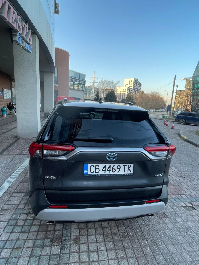 Toyota Rav4 SUV, снимка 9 - Автомобили и джипове - 48906228