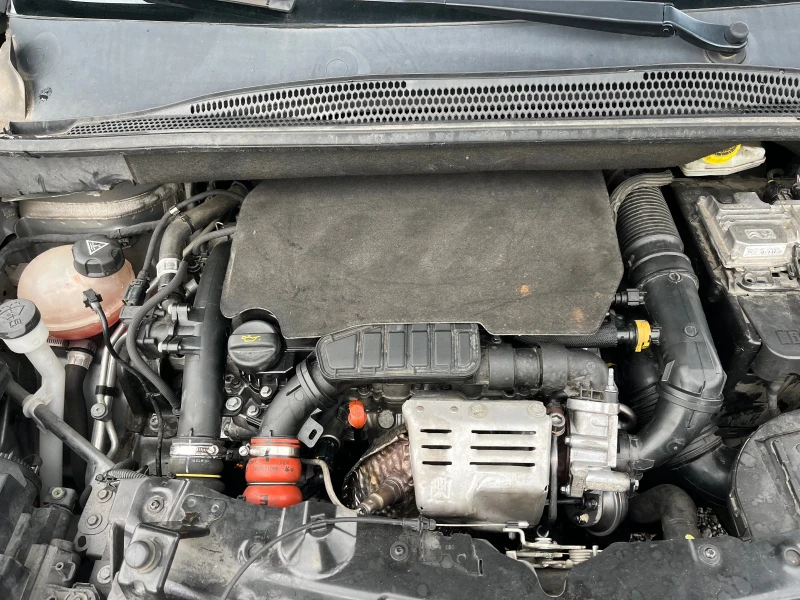 Opel Crossland X 1.2i turbo 110p.s Full, снимка 16 - Автомобили и джипове - 52552624