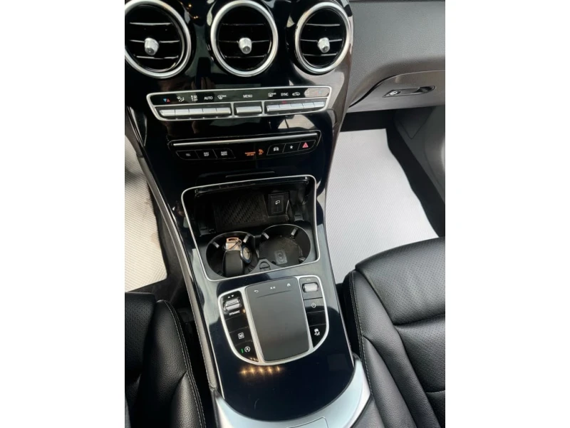 Mercedes-Benz GLC * 300 4MATIC SUV * CARFAX * ЦЕНА ДО БГ, снимка 14 - Автомобили и джипове - 52892422