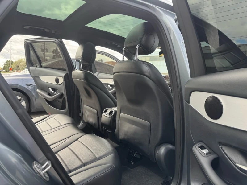 Mercedes-Benz GLC * 300 4MATIC SUV * CARFAX * ЦЕНА ДО БГ, снимка 9 - Автомобили и джипове - 52892422