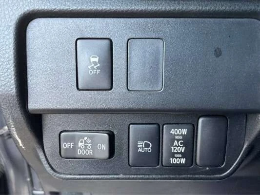 Toyota Tacoma * SR5 * CARFAX * БЕЗ ПЪРВОНАЧАЛНА ВНОСКА, снимка 14 - Автомобили и джипове - 53088408