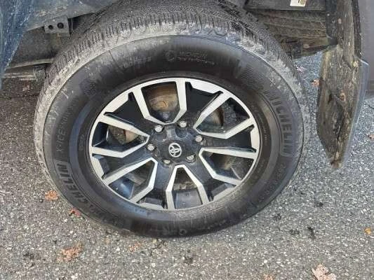 Toyota Tacoma * SR5 * CARFAX * БЕЗ ПЪРВОНАЧАЛНА ВНОСКА - изображение 10