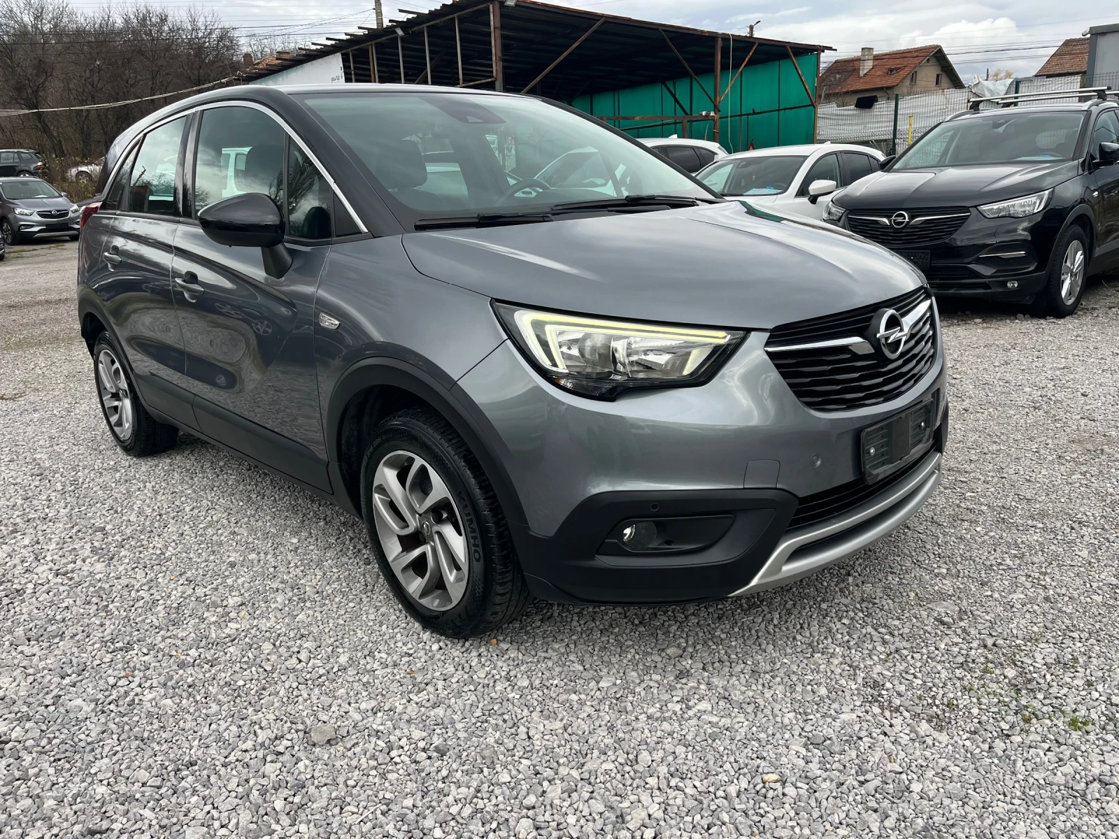 Opel Crossland X 1.2i turbo 110p.s Full, снимка 1