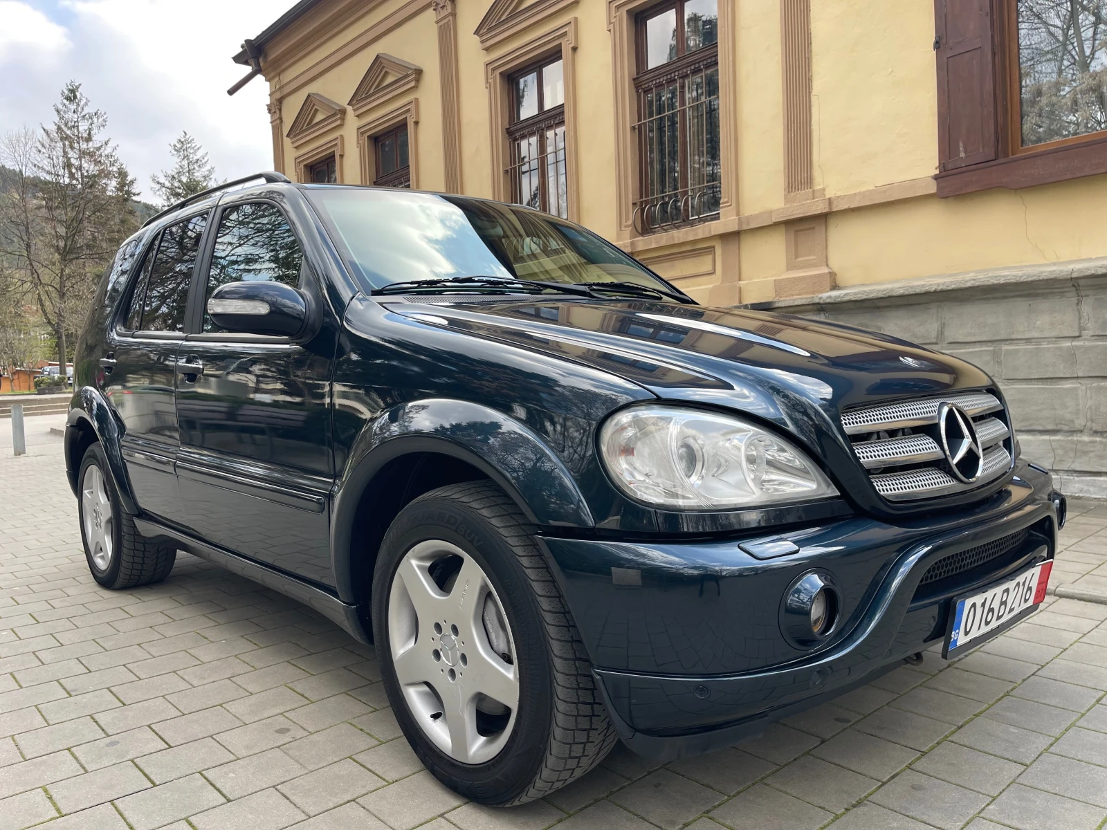 Mercedes-Benz ML 55 AMG #V8#347KC#ЛИЗИНГ#КАТО НОВ! - изображение 4