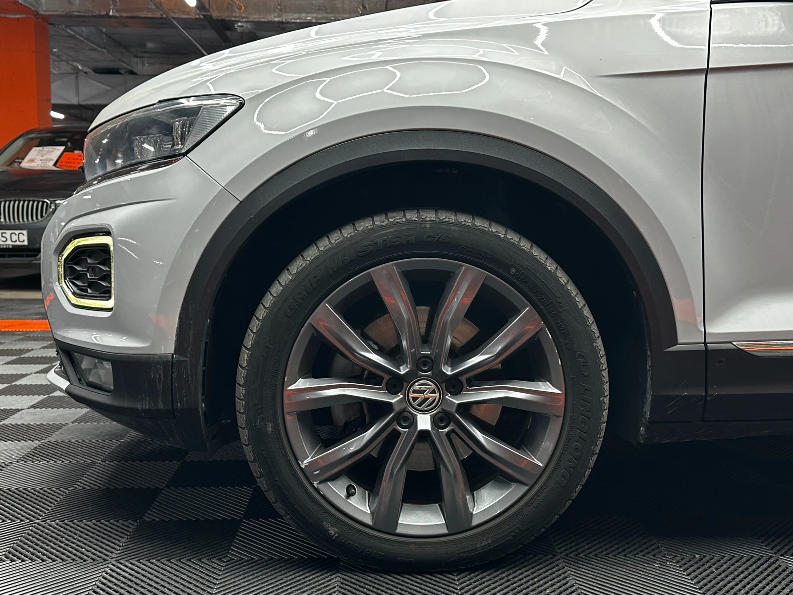 VW T-Roc 2.0tdi/Автомат/Digital/БАРТЕР/ЛИЗИНГ/КОМЕНТАР, снимка 7 - Автомобили и джипове - 53825522