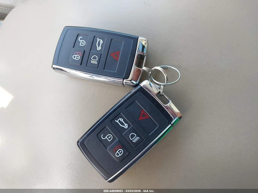 Land Rover Range rover 5.0L V-8 DI, DOHC, VVT, SUPERCHARGER, 518HP 4X4 | Mobile.bg � ����������� 11