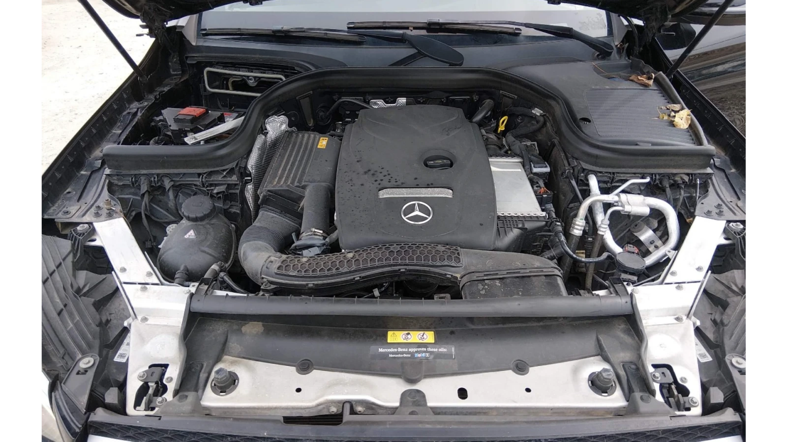 Mercedes-Benz GLC 300 4MATIC, снимка 11 - Автомобили и джипове - 54413415