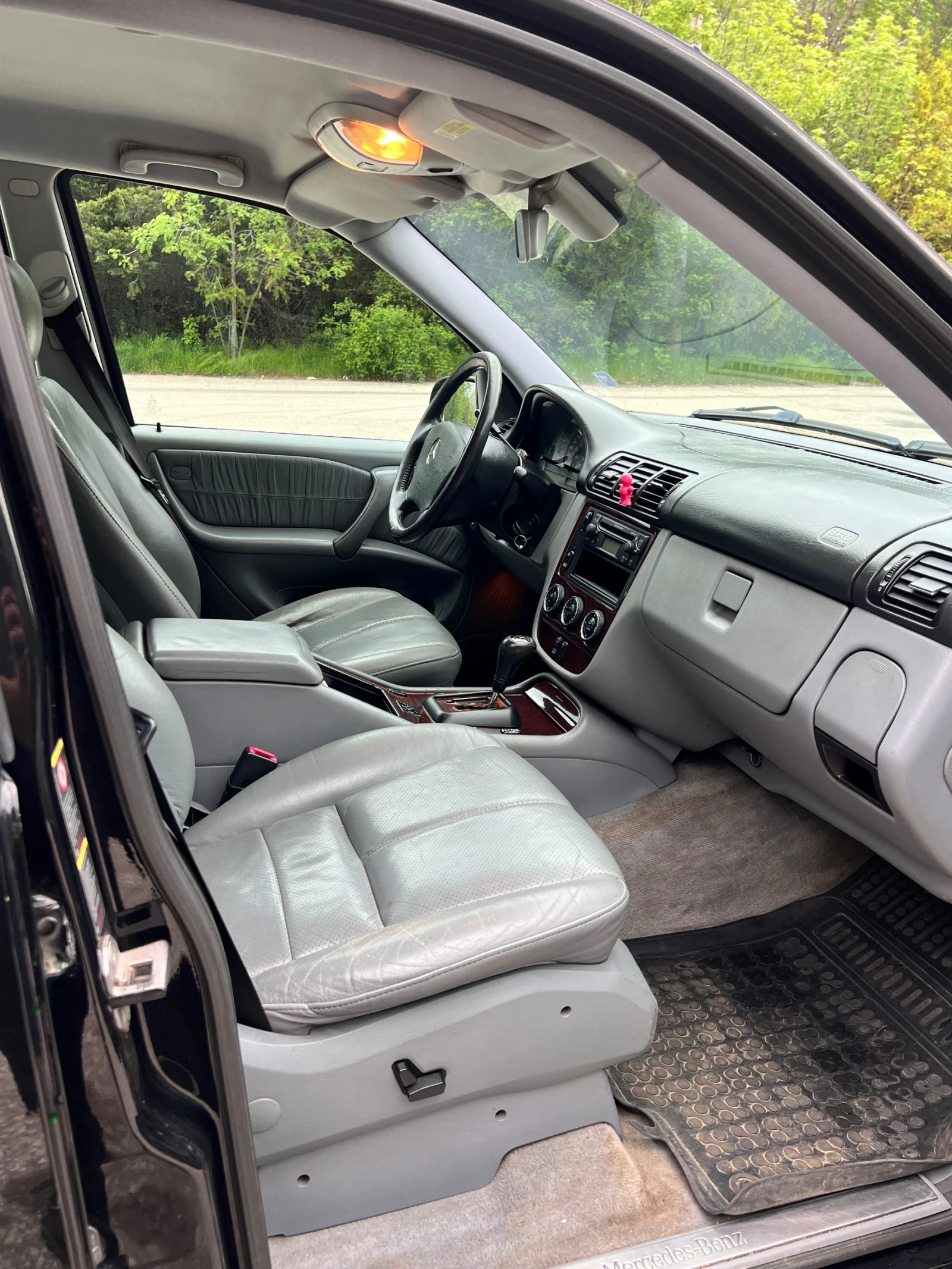 Mercedes-Benz ML 270, снимка 12 - Автомобили и джипове - 54495760