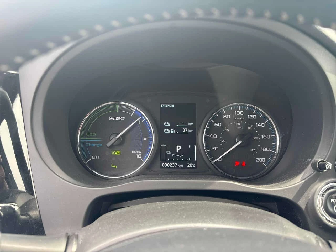 Mitsubishi Outlander * S AWC * ПРЕДСТАВИТЕЛСТВО * АВТОКРЕДИТ, снимка 8 - Автомобили и джипове - 54628466