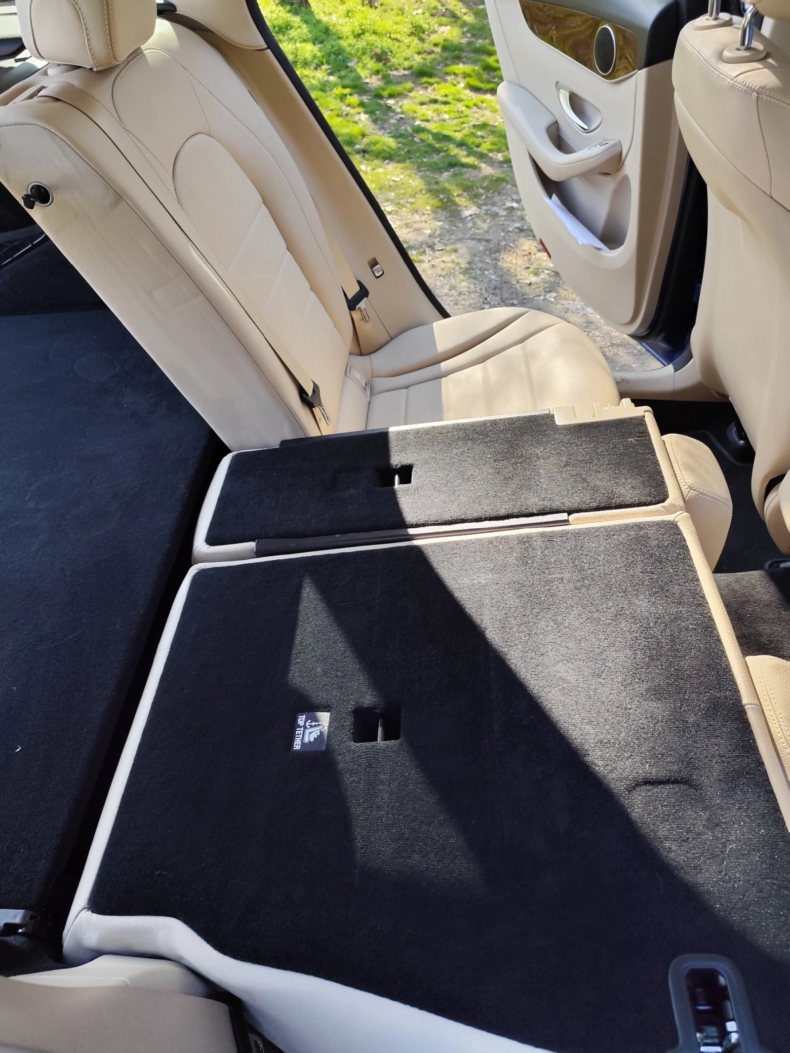 Mercedes-Benz GLC 350 AIRMATIC | 147k KM | Silver Star | Android Auto, снимка 13 - Автомобили и джипове - 54709187
