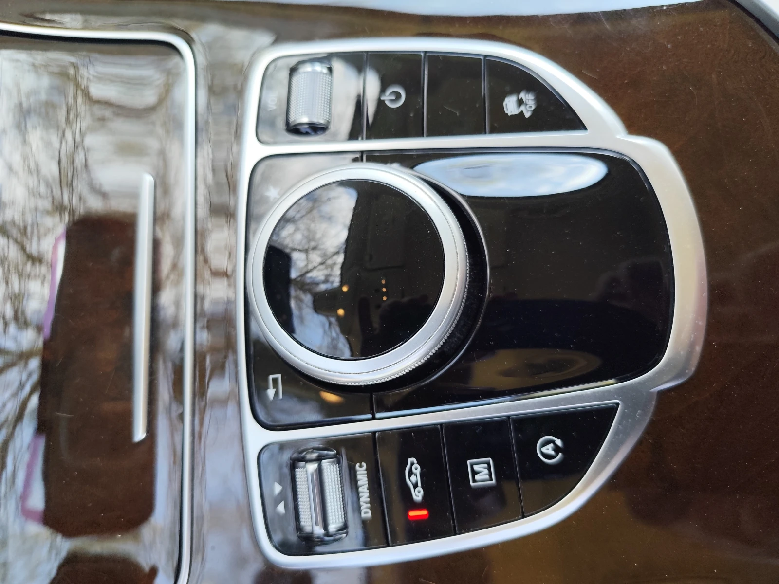 Mercedes-Benz GLC 350 AIRMATIC | 147k KM | Silver Star | Android Auto, снимка 11 - Автомобили и джипове - 54709187